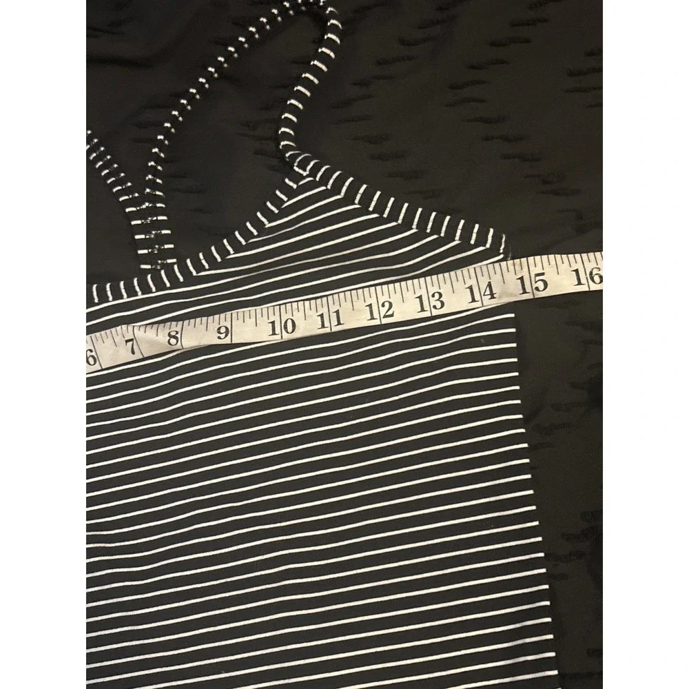 Lululemon Black & White‎ Parallel Stripe Power Y Tank, Size 6